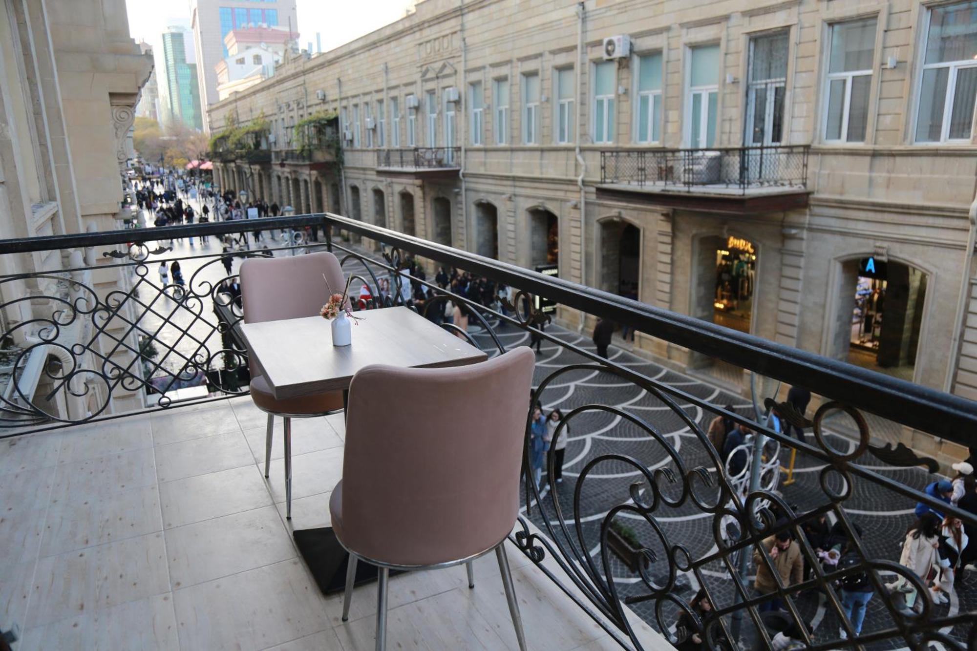 Solo Boutique Hotel Баку Екстериор снимка