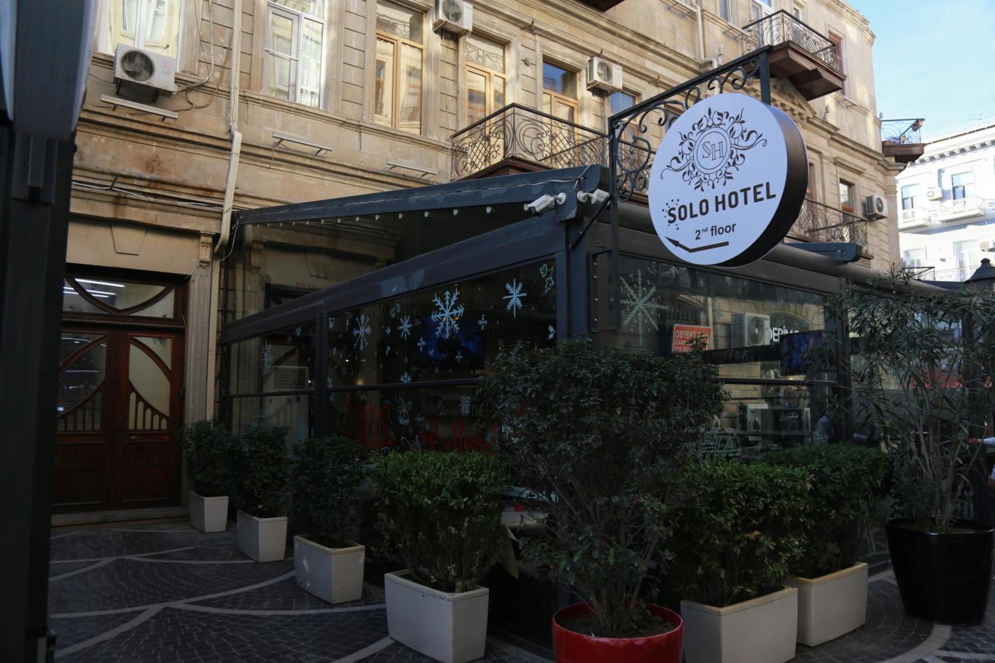 Solo Boutique Hotel Баку Екстериор снимка