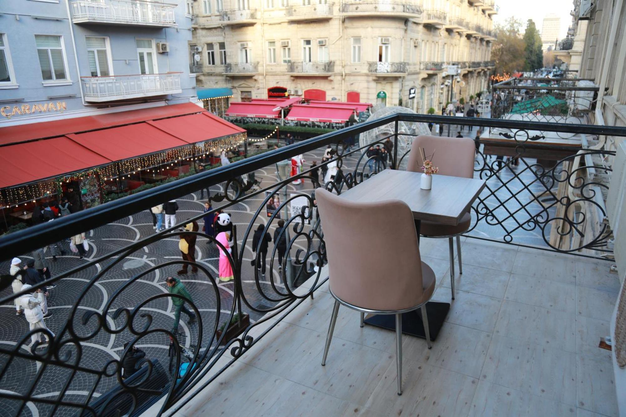 Solo Boutique Hotel Баку Екстериор снимка