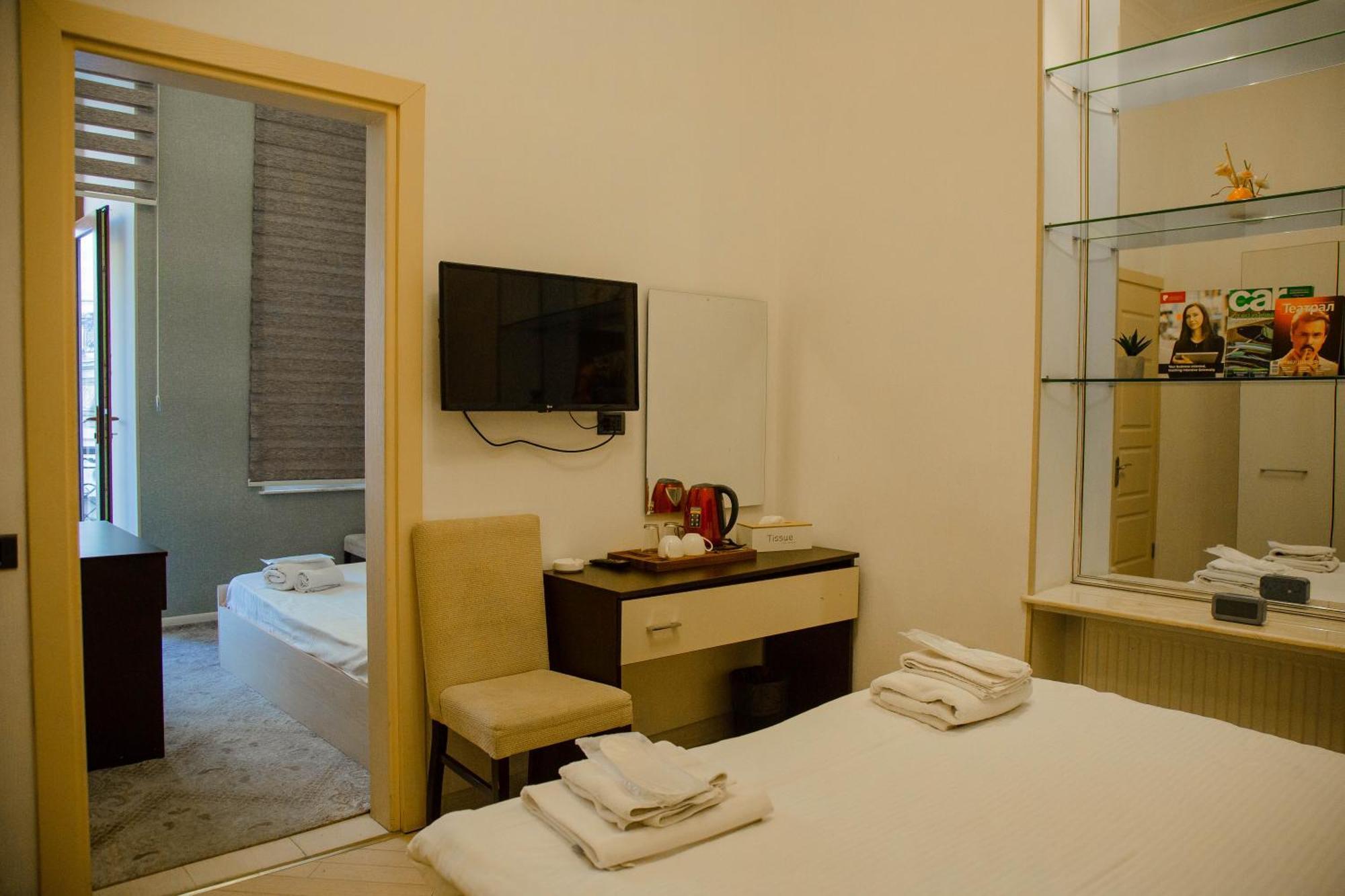 Solo Boutique Hotel Баку Екстериор снимка
