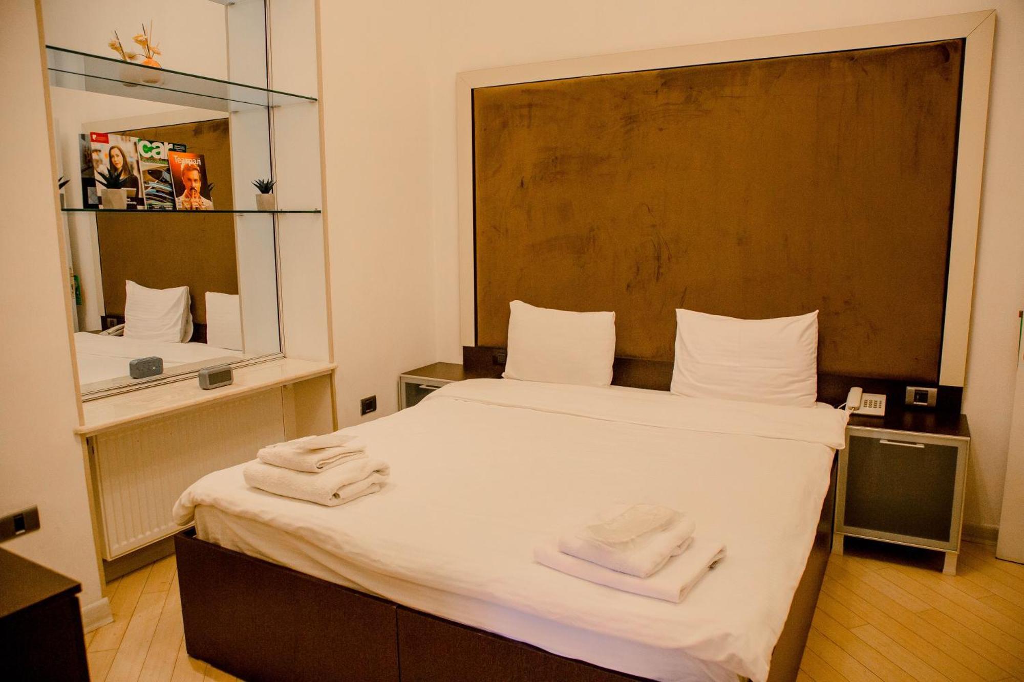 Solo Boutique Hotel Баку Екстериор снимка