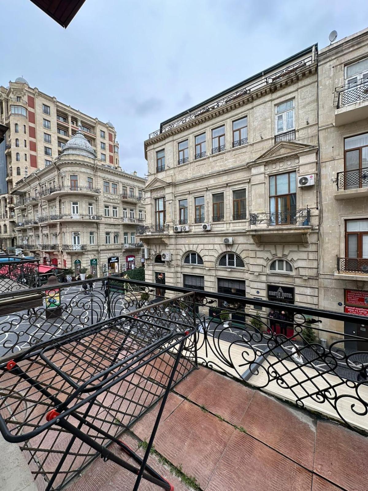 Solo Boutique Hotel Баку Екстериор снимка